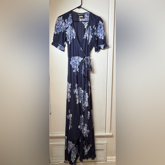 Reformation Oversized Floral Navy Blue Maxi Short Sleeves Wrap Cocktail Dress S - Picture 1 of 17